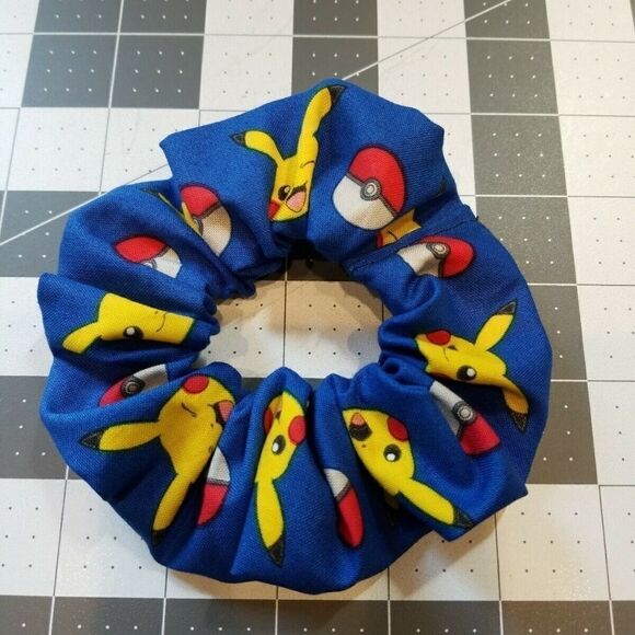 Handmade Fabric Hair Scrunchie Pikachu Pokemon - Picture 1 of 2